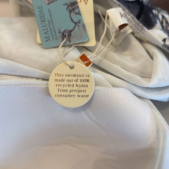 Artesands Maluridae Delacroix Tankini Top - Picture 10 of 10